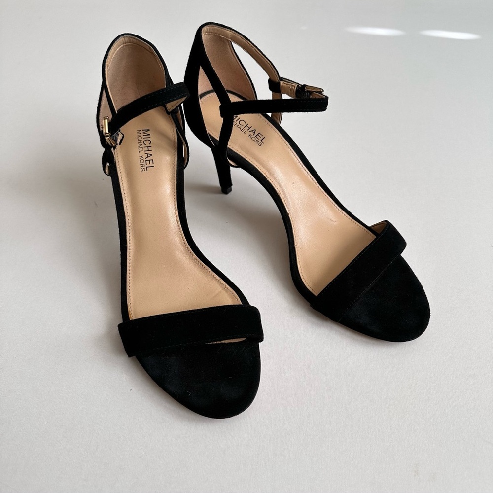 Michael Kors Simone Mid Sandals Black Heels Size 7M
